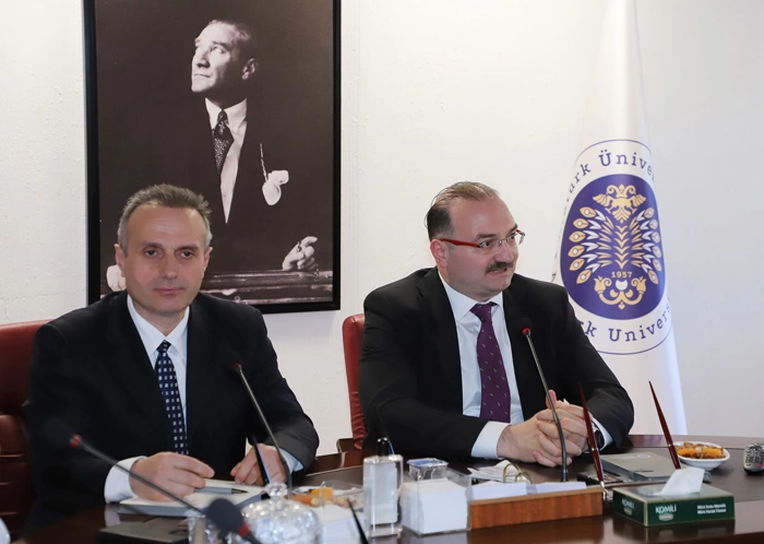 Türkiye ilaç endüstrisinin öncü isimleri Erzurum'da buluştu